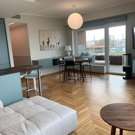 Fabulous Location Apartments Deluxe Талин Стая снимка