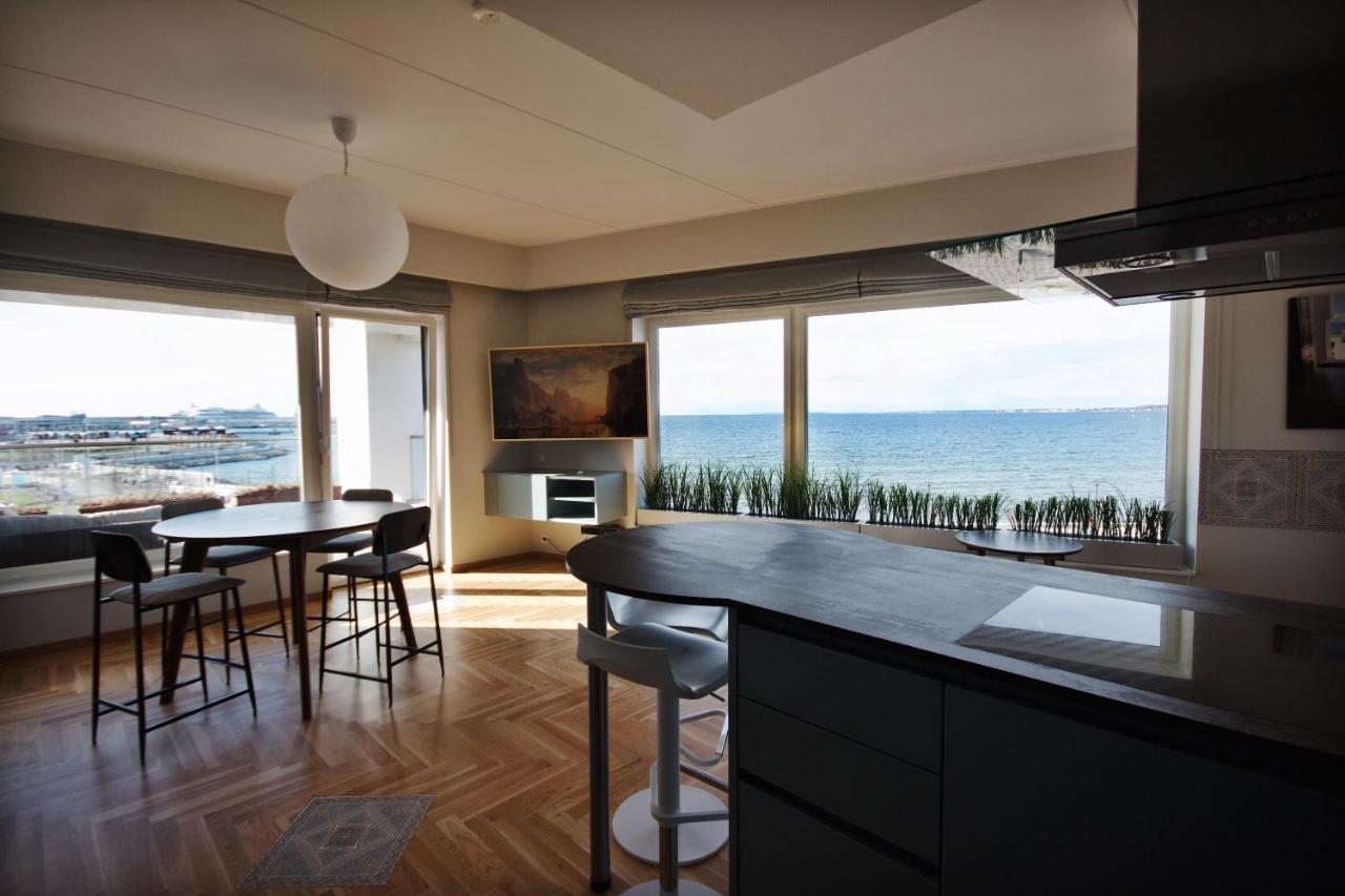 Fabulous Location Apartments Deluxe Талин Екстериор снимка
