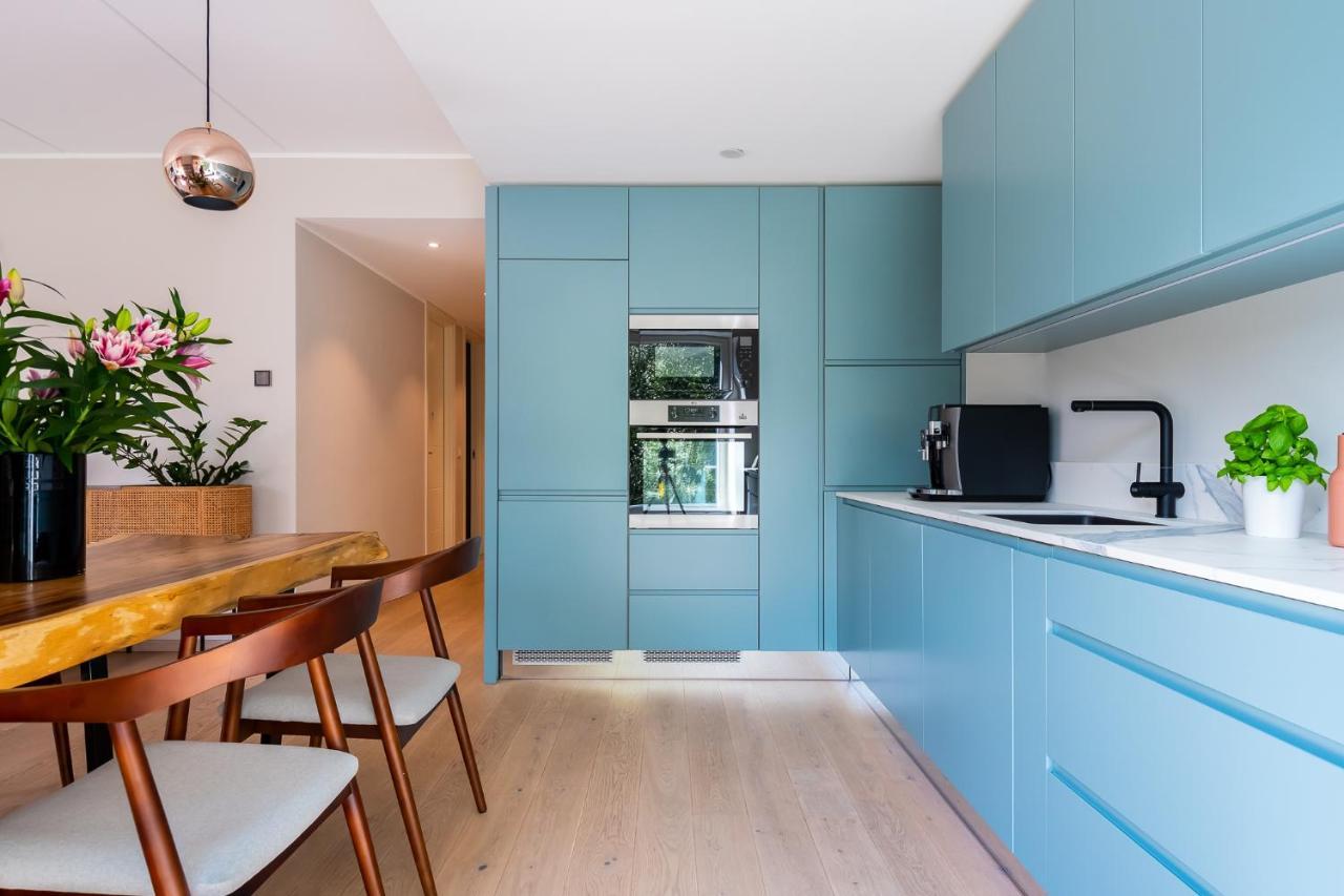 Fabulous Location Apartments Deluxe Талин Екстериор снимка