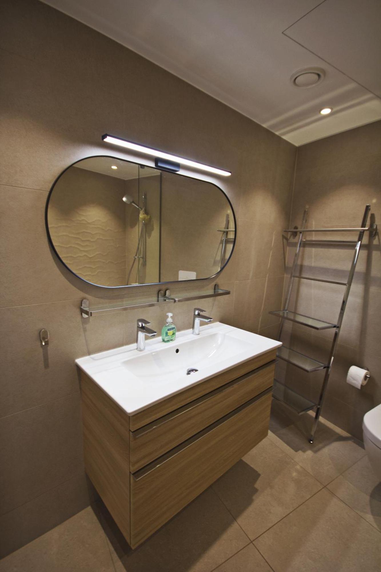 Fabulous Location Apartments Deluxe Талин Стая снимка