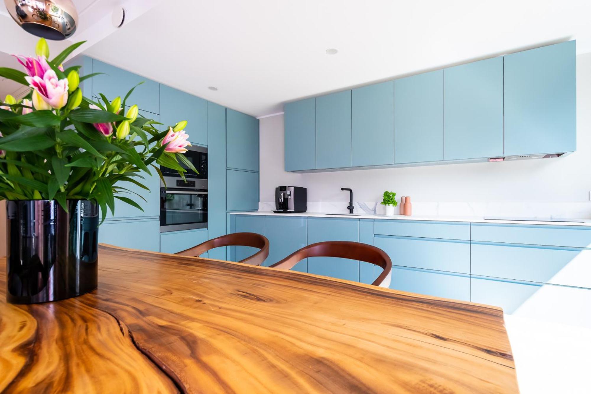 Fabulous Location Apartments Deluxe Талин Стая снимка