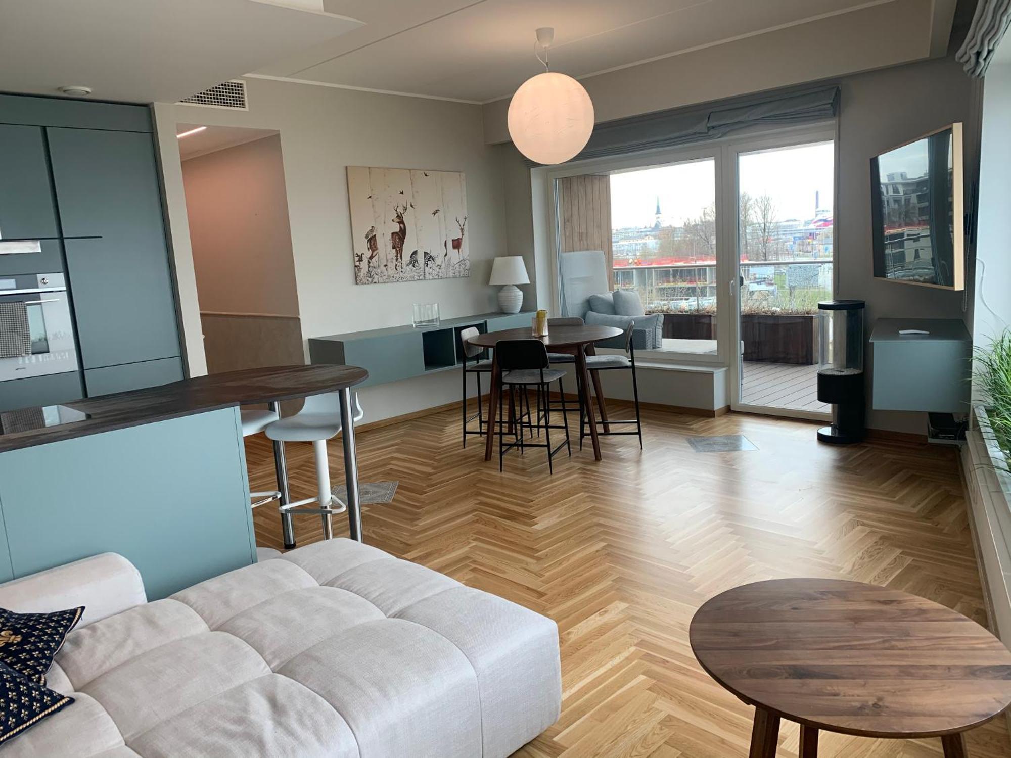 Fabulous Location Apartments Deluxe Талин Стая снимка